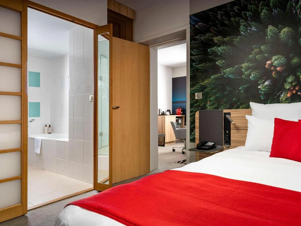 **** מלון Novotel Bucharest City Centre רומניה