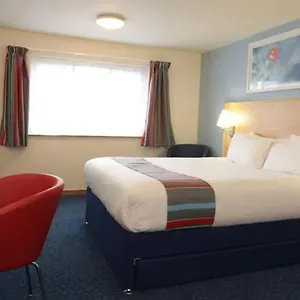 Travelodge Vicar Lane 3* Лидс
