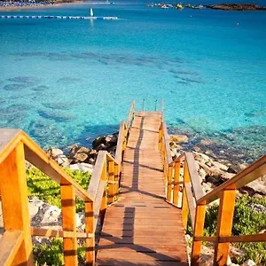 silver-sands-beach-hotel.protaras-cy-hotels.com/