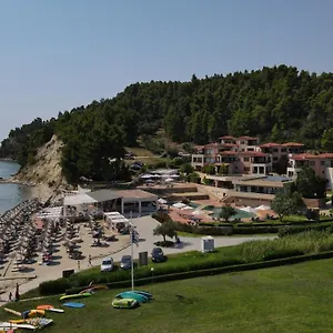 elani-bay-resort.hotelschalkidiki.net/
