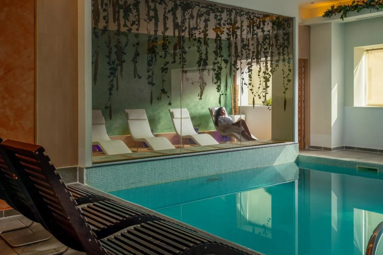 Novotel Bucharest City Centre 4*,  România