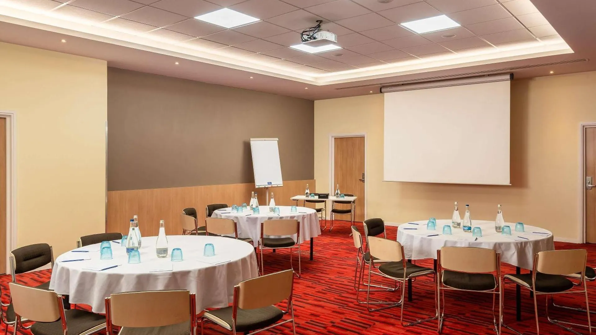 Novotel Bucharest City Centre Hotel