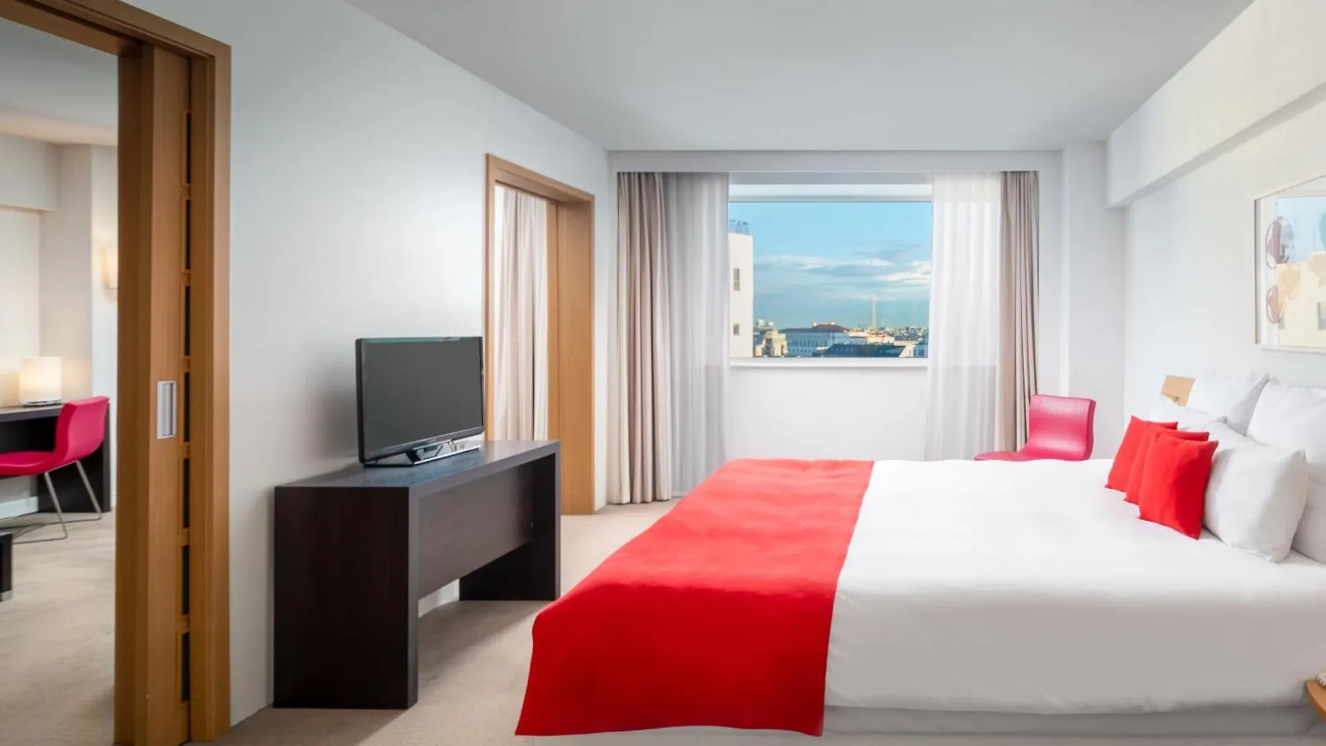 Novotel Bucharest City Centre Отель